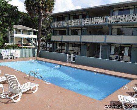 Calypso Motor Inn Myrtle Beach Bagian luar foto