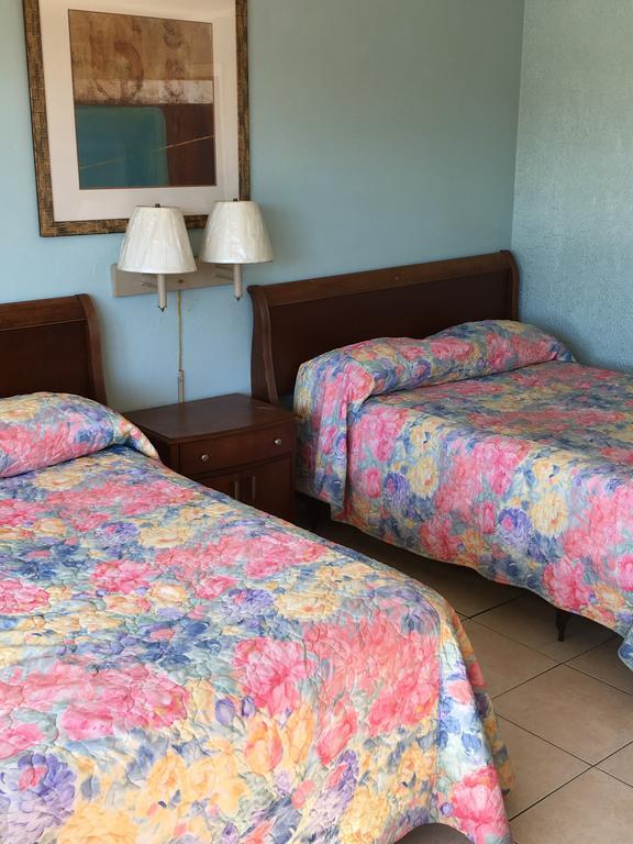 Calypso Motor Inn Myrtle Beach Bagian luar foto