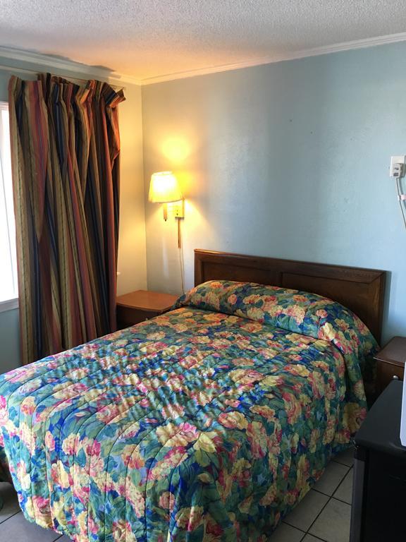 Calypso Motor Inn Myrtle Beach Bagian luar foto
