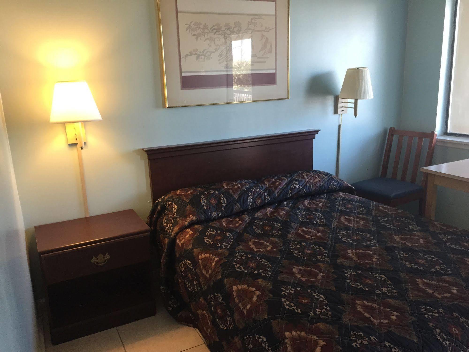 Calypso Motor Inn Myrtle Beach Bagian luar foto
