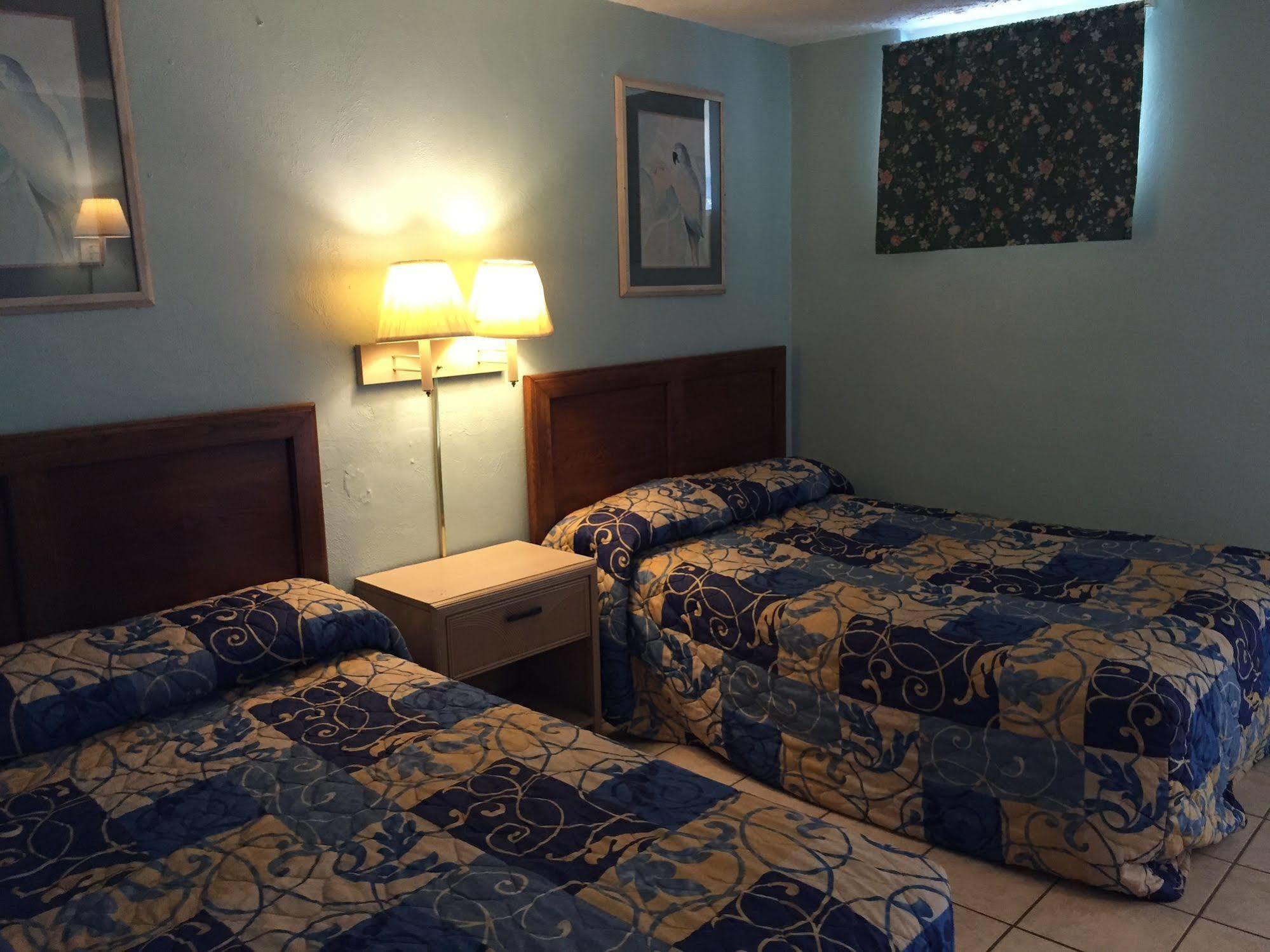 Calypso Motor Inn Myrtle Beach Bagian luar foto
